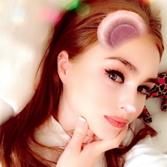 Grace’s Posh Closet - Picture 2 of 7